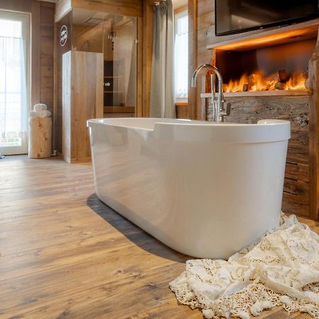 John Luxury Suites Folgaria Exteriér fotografie